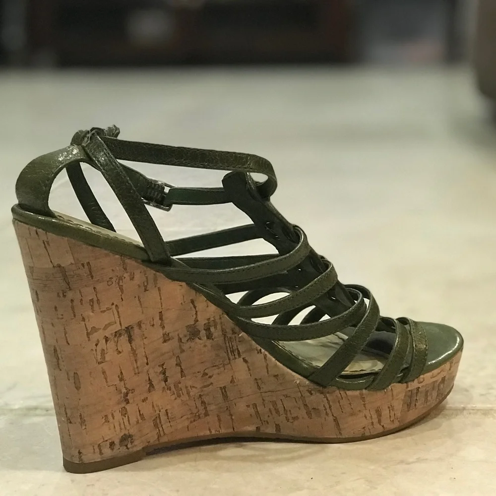 Enzo Angiolini green wedges shoes heels size 6